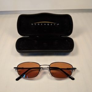 ❣️SOLD❣️  Serengeti Continental Sunglasses w/ Case